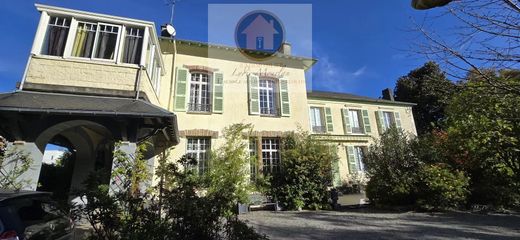 豪宅  Pau, Pyrénées-Atlantiques