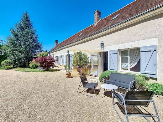 Luxury home in Francueil, Indre and Loire