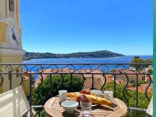 Villefranche-sur-Mer, Alpes-Maritimesのアパートメント