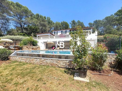 Luxury home in Puget-sur-Argens, Var