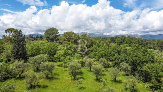 Terrain à Valbonne, Alpes-Maritimes