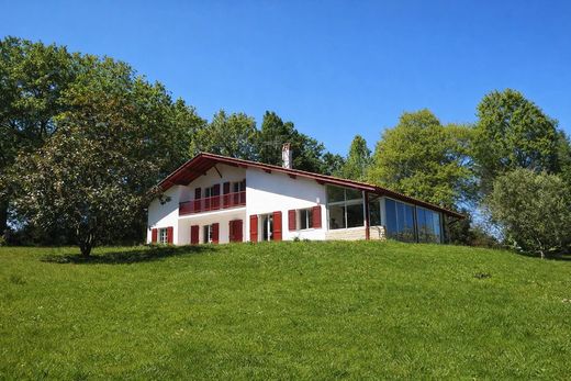 Luxury home in Mouguerre, Pyrénées-Atlantiques