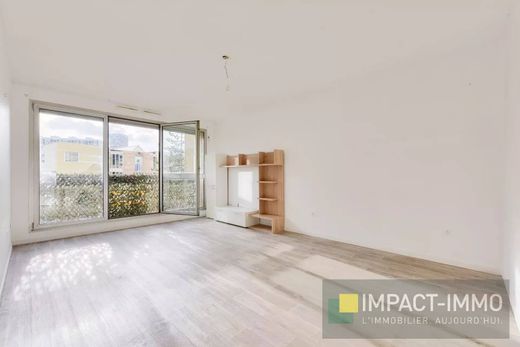 Puteaux, Hauts-de-Seineのアパートメント