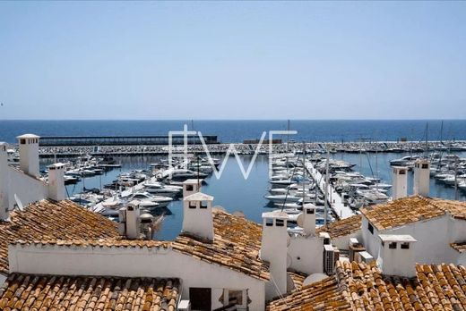 Penthouse à Nueva Andalucia, Malaga