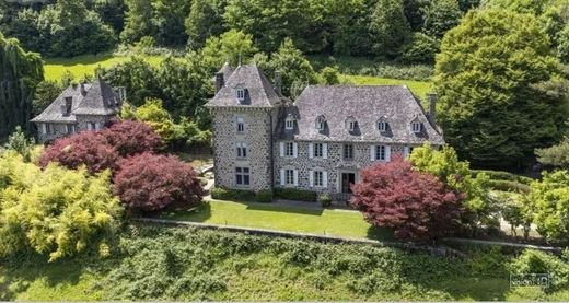 قلعة ﻓﻲ Aurillac, Cantal