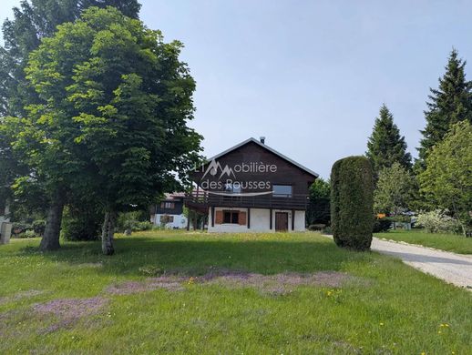 Luxury home in Les Rousses, Jura