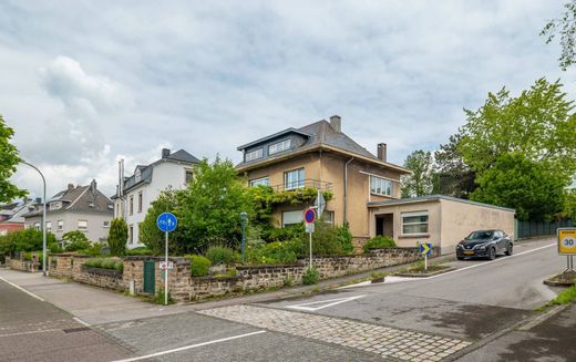 Βίλα σε Dudelange, Canton d'Esch-sur-Alzette