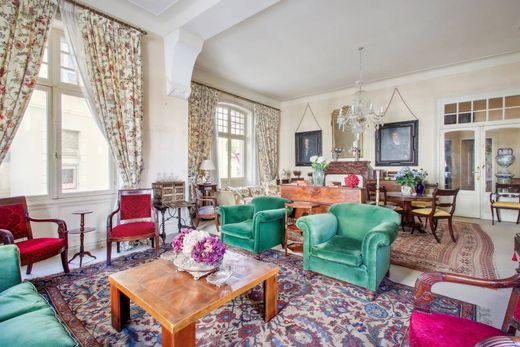 Apartment for sale in Biarritz