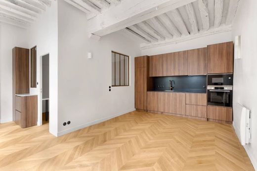 Apartament w Beaubourg, Marais, Notre Dame - Ile de La Cité, Paris