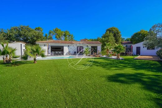 Villa a Flayosc, Var