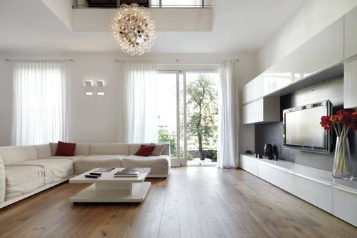 Apartment in Bourg-la-Reine, Hauts-de-Seine