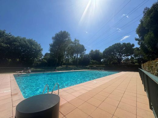 Apartment in Mougins, Alpes-Maritimes