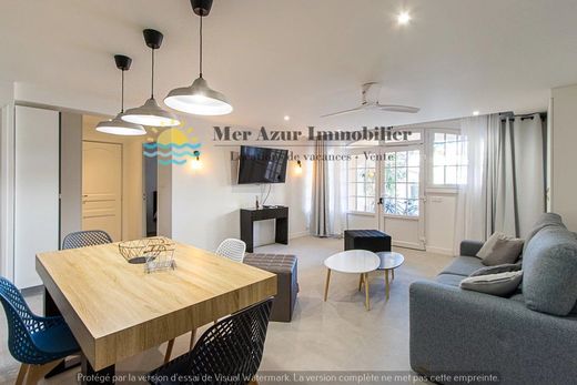 Appartamento a Grimaud, Var