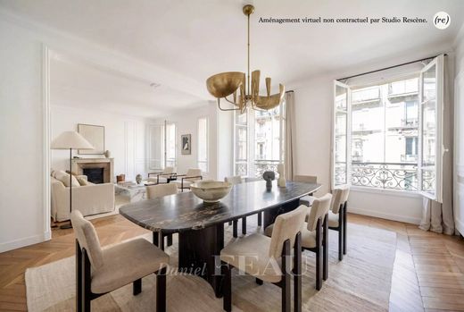 Apartment in Tour Eiffel, Invalides – Ecole Militaire, Saint-Thomas d’Aquin, Paris