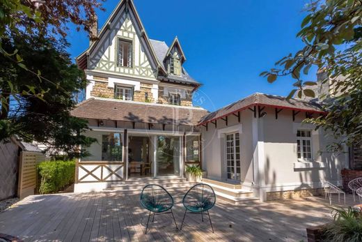 Villa in Deauville, Calvados