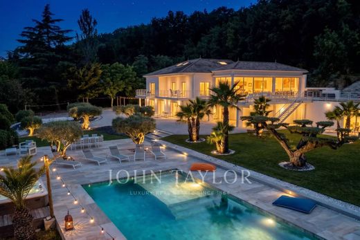 Luxury home in Bouliac, Gironde