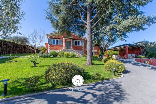 Maison de luxe à Saint-Jeannet, Alpes-Maritimes