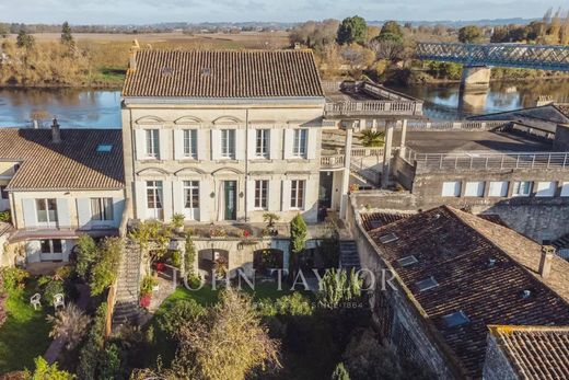 Luxury home in Saint-Aubin-de-Branne, Gironde