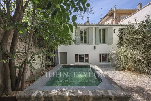 Luxus-Haus in Aix-en-Provence, Bouches-du-Rhône