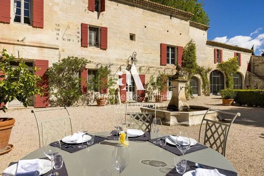 Demeure ou Maison de Campagne à Arles, Bouches-du-Rhône