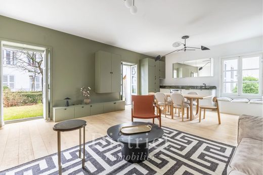 Piso / Apartamento en Montmartre, Abbesses, Grandes-Carrières, Paris