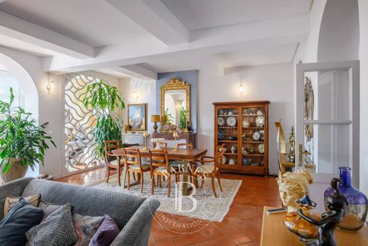 Luxus-Haus in Toulon, Var