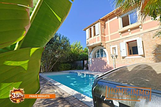 Maison de luxe à Antibes, Alpes-Maritimes