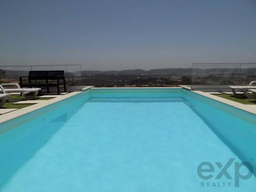 Casa Unifamiliare a Óbidos, Ourém