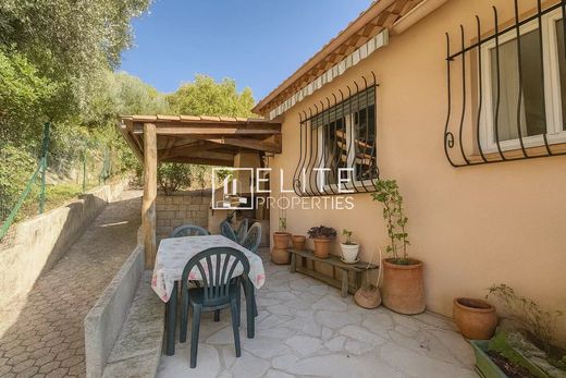 Luxury home in Mougins, Alpes-Maritimes