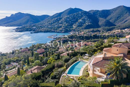 Villa in Théoule-sur-Mer, Alpes-Maritimes