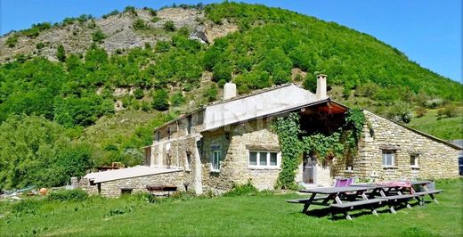 Luxury home in Vesc, Drôme