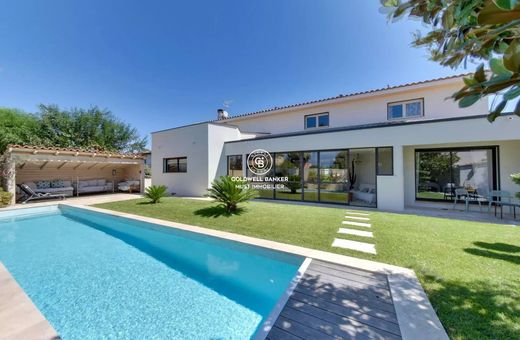 Villa in Canohès, Pyrénées-Orientales