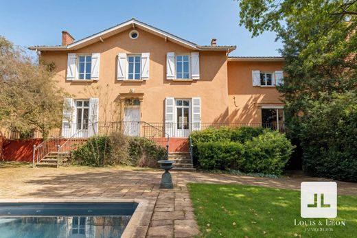 Maison de luxe à Lacenas, Rhône