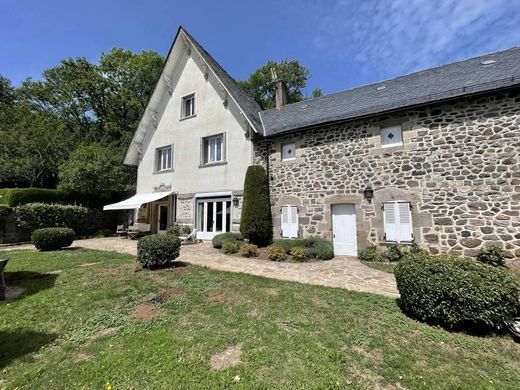 Casa de lujo en Dienne, Cantal