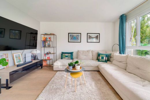 Apartment in Saint-Cloud, Hauts-de-Seine