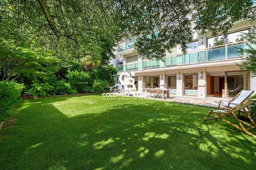 Duplex in Neuilly-sur-Seine, Hauts-de-Seine