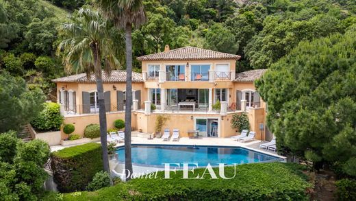 Villa in Cavalaire-sur-Mer, Var