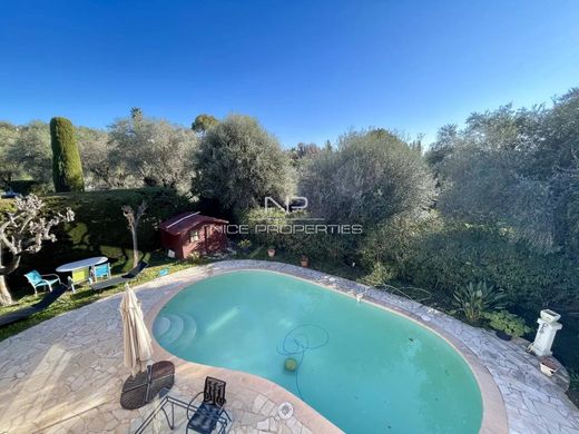 Villa a La Colle-sur-Loup, Alpi Marittime