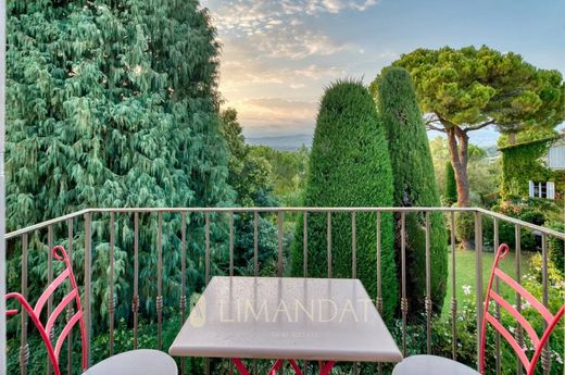 Luxury home in Mougins, Alpes-Maritimes