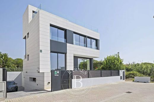 Casa de lujo en Montgat, Provincia de Barcelona