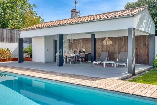 Luxury home in Challans, Vendée