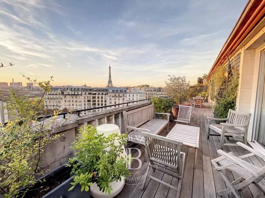 Appartamento a Tour Eiffel, Invalides – Ecole Militaire, Saint-Thomas d’Aquin, Parigi
