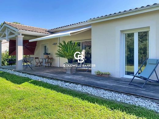 Luxury home in Nancras, Charente-Maritime