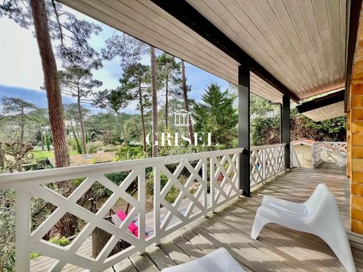 Luxury home in Lège-Cap-Ferret, Gironde