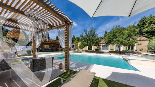 호화 저택 / Mouriès, Bouches-du-Rhône