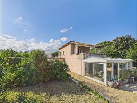 Luxury home in Fréjus, Var