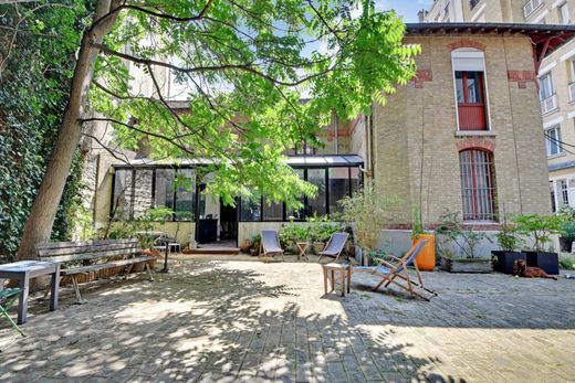 Loft in Saint-Ouen, Seine-Saint-Denis