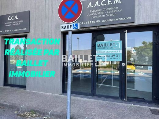 Ufficio a Fréjus, Var