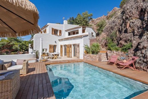 Luksusowy dom w Mandelieu-la-Napoule, Alpes-Maritimes