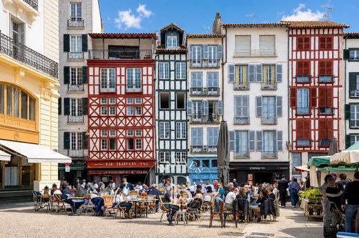 Luxury home in Bayonne, Pyrénées-Atlantiques